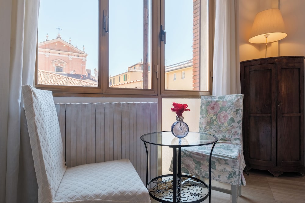 Cristina Rossi Bed and Breakfast 5/50