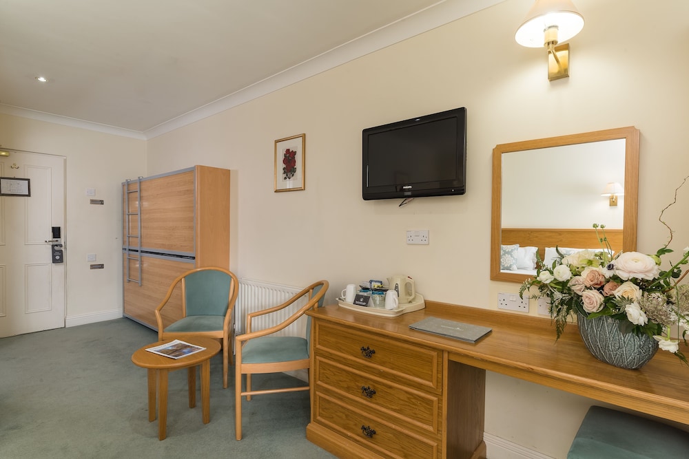 Beaulieu Hotel 26/50