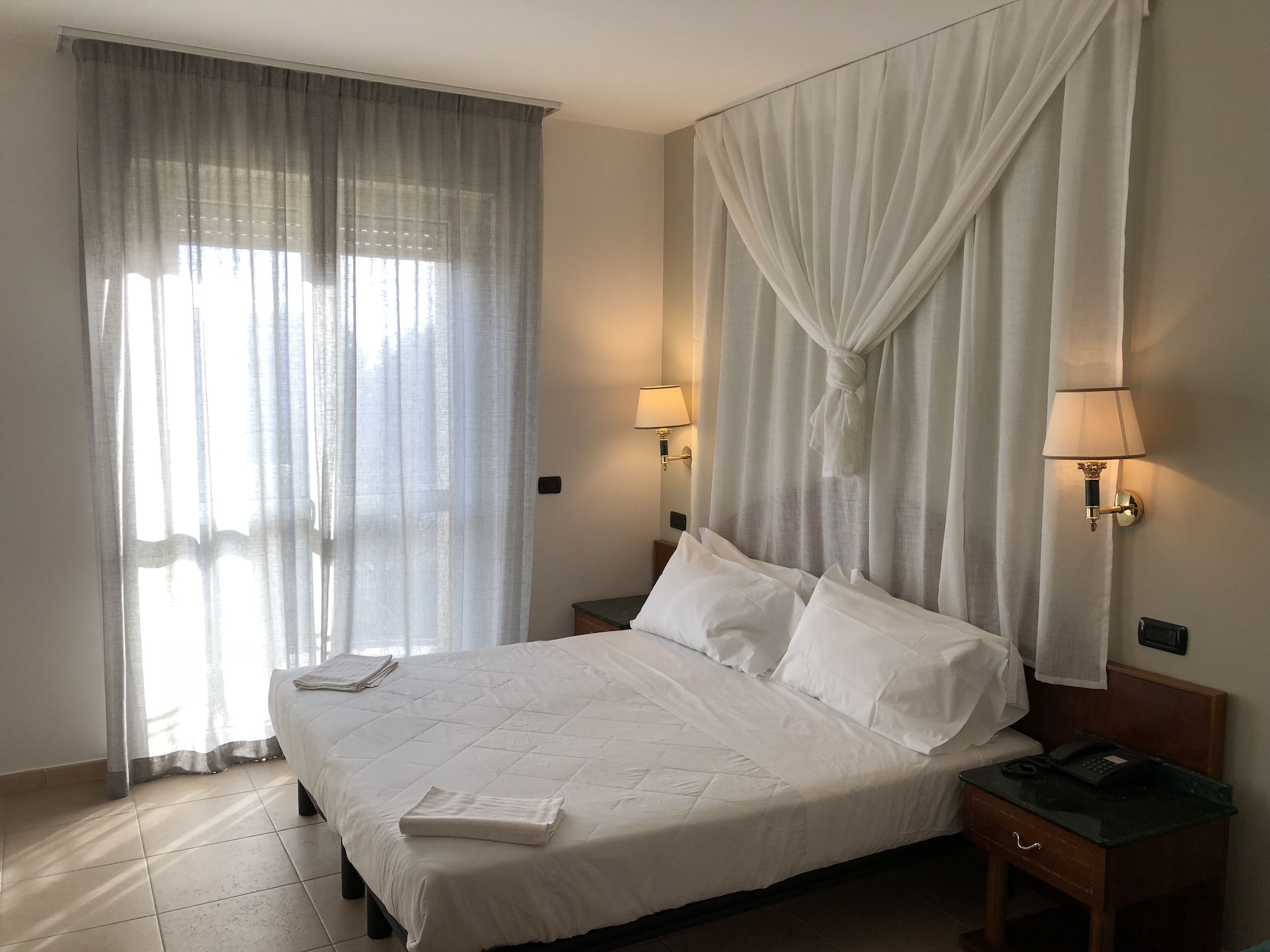 Room, Double Bed, Balcony