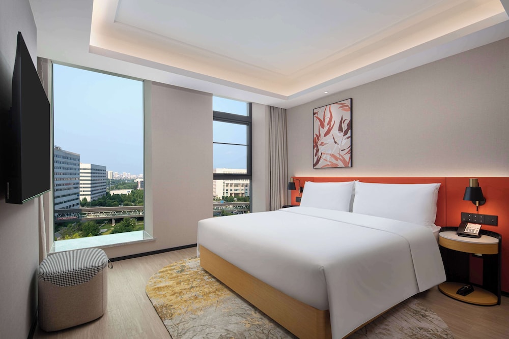 Superior, King Bed