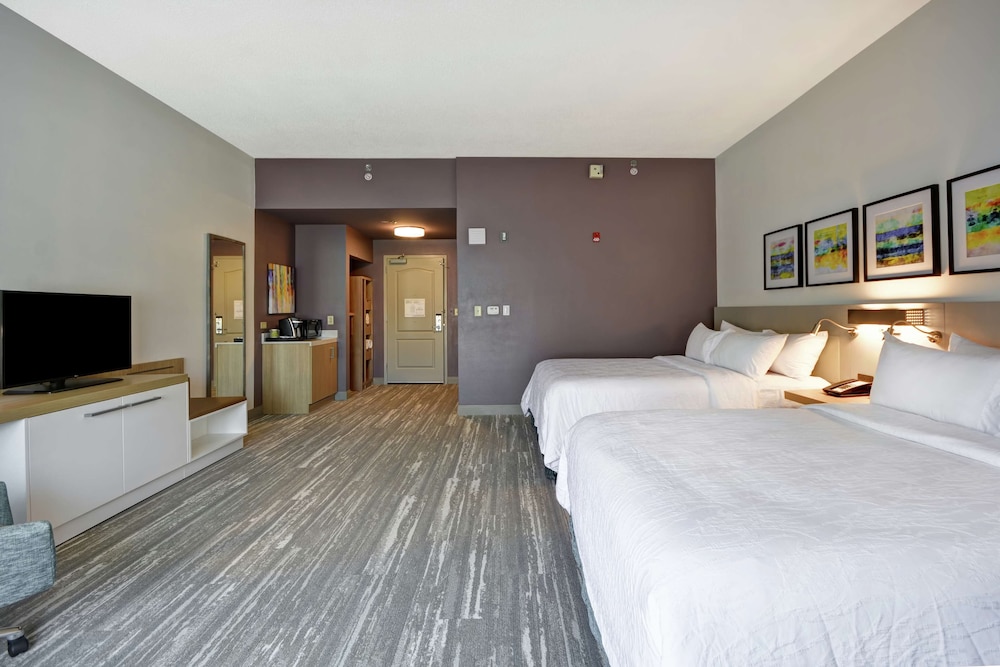 Hilton Garden Inn Panama City 8/69