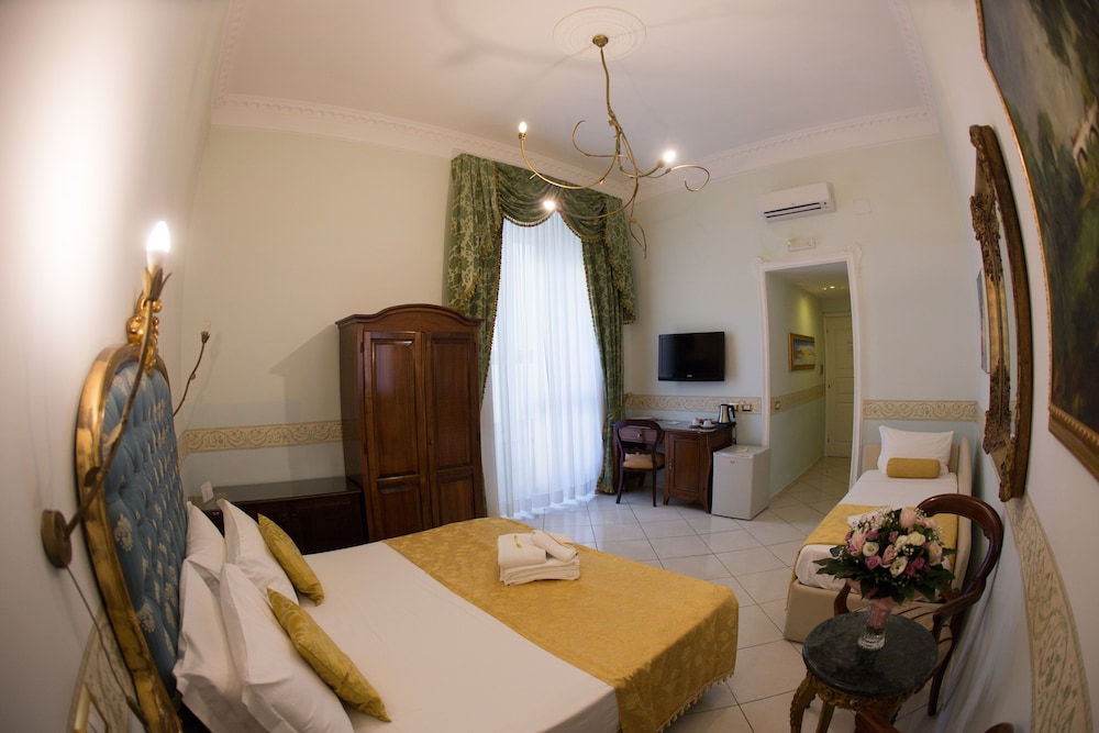B B Art Suite Santa Brigida 37/43