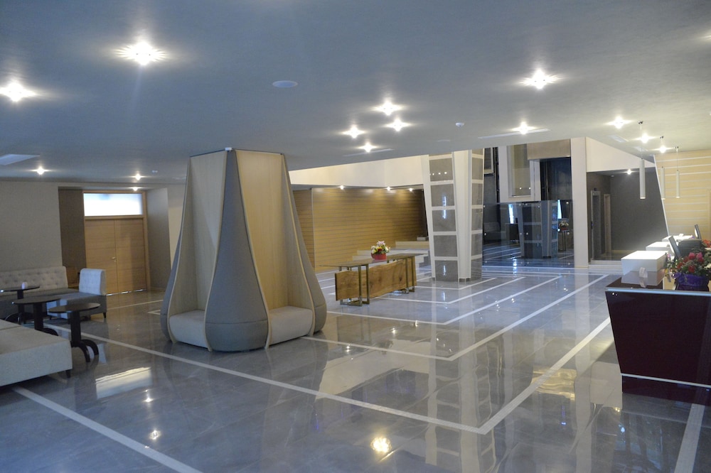 Ramada by Wyndham Constanta 31/51