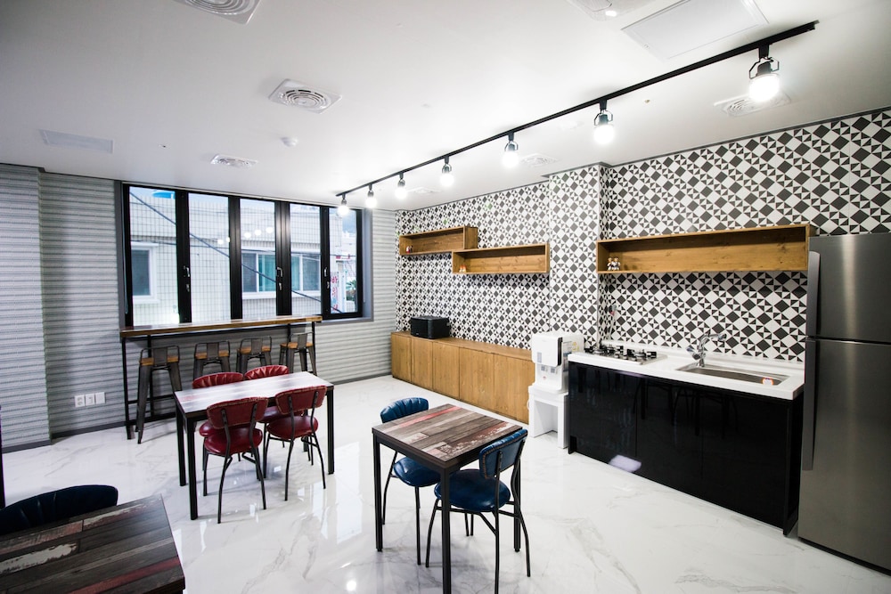 The Stay Hostel 27/31