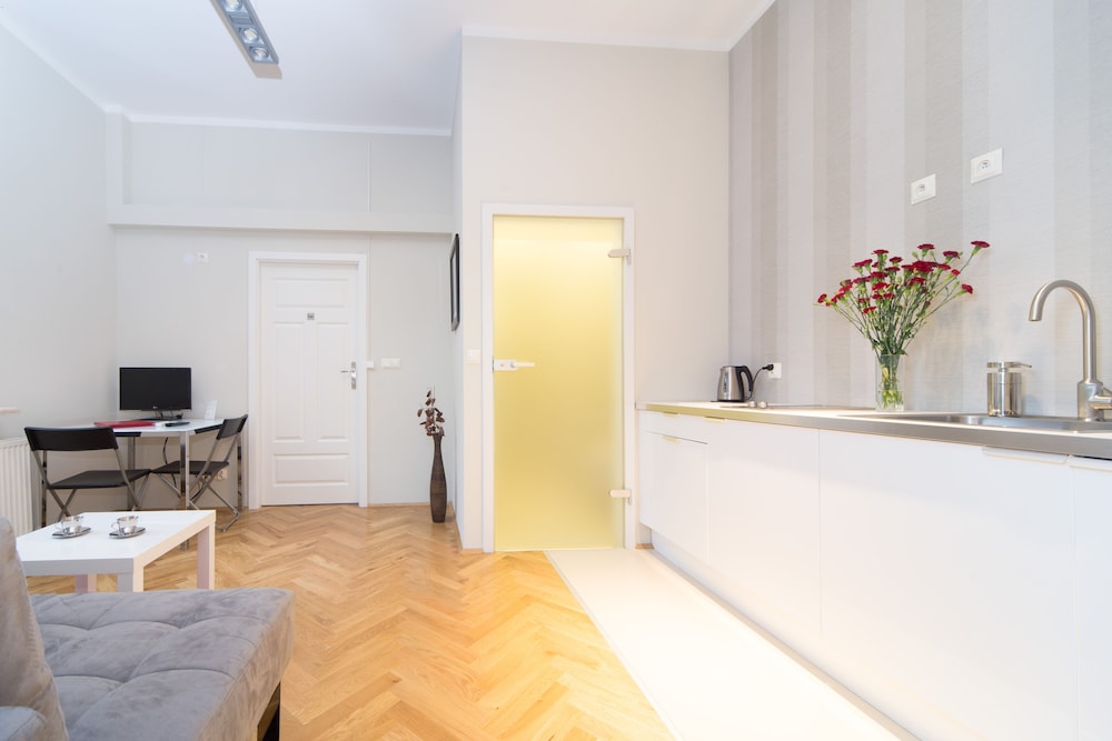 Novum House 3/50