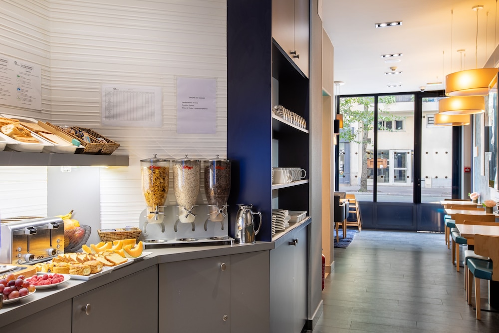 Hotel Prince Albert Montmartre 36/69