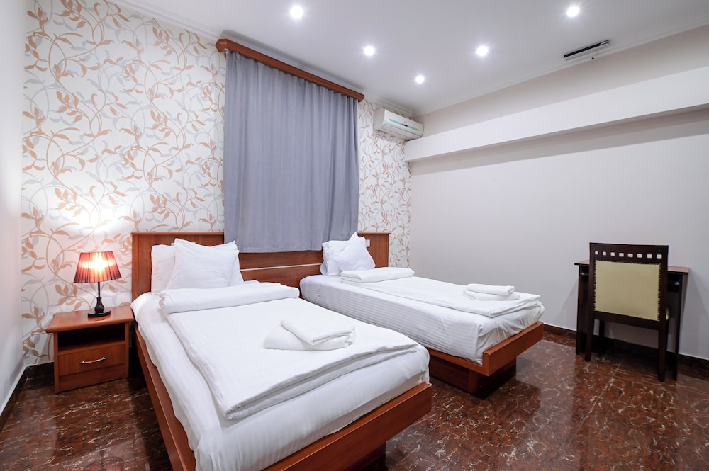 Mia Casa Hotel 12/50