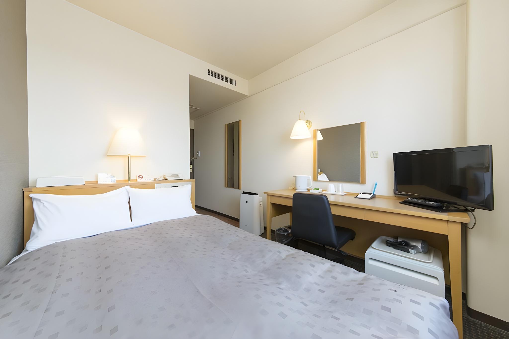 Semi Room, Semi Double Bed, Small