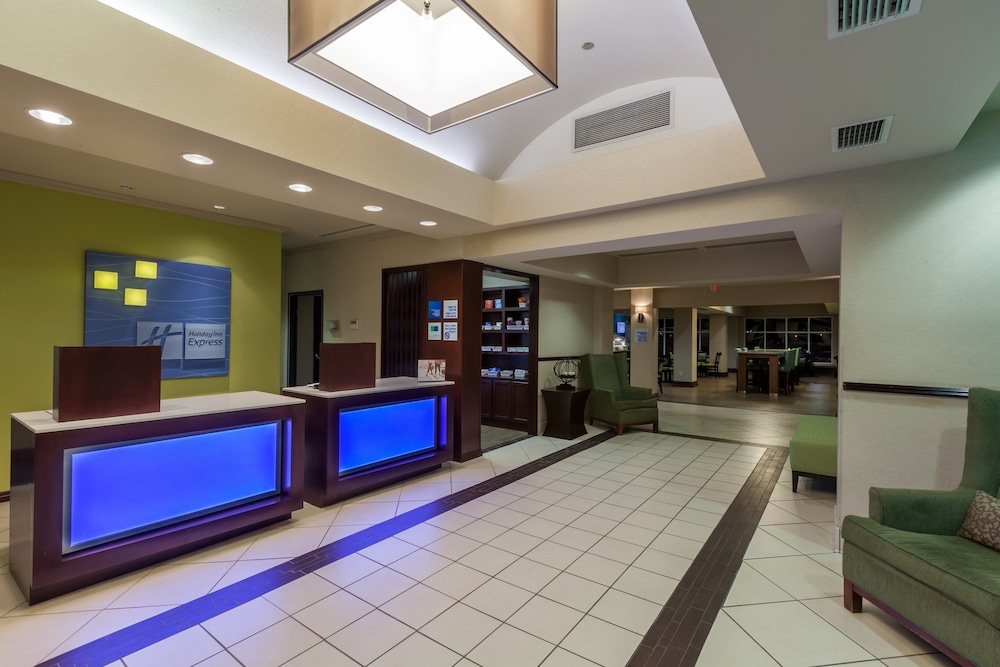 Holiday Inn Express Hotel And Suites Eagle Pass 7/54