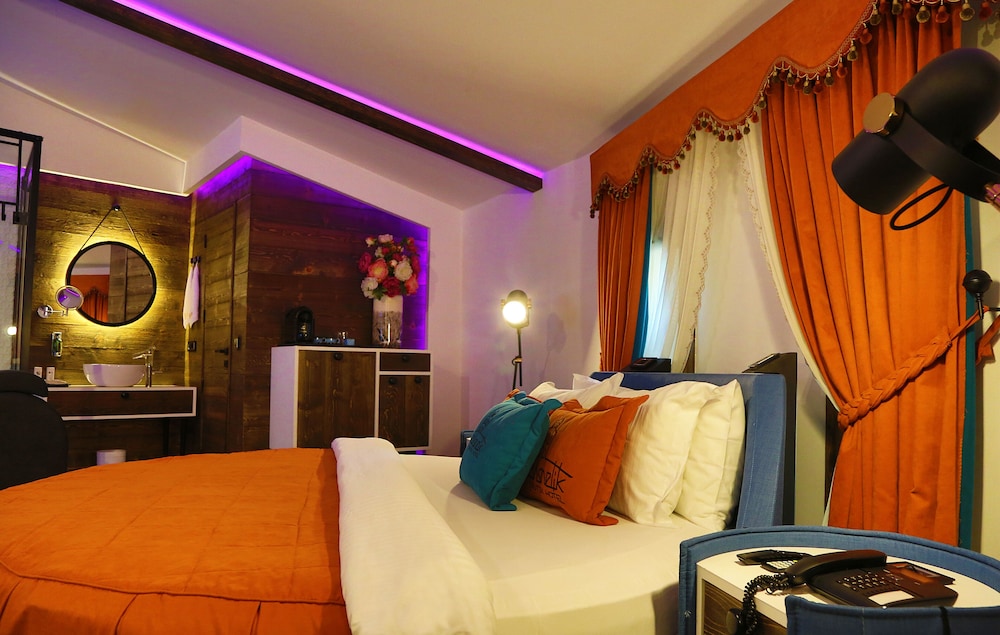 Cephanelik Butik Hotel 24/63