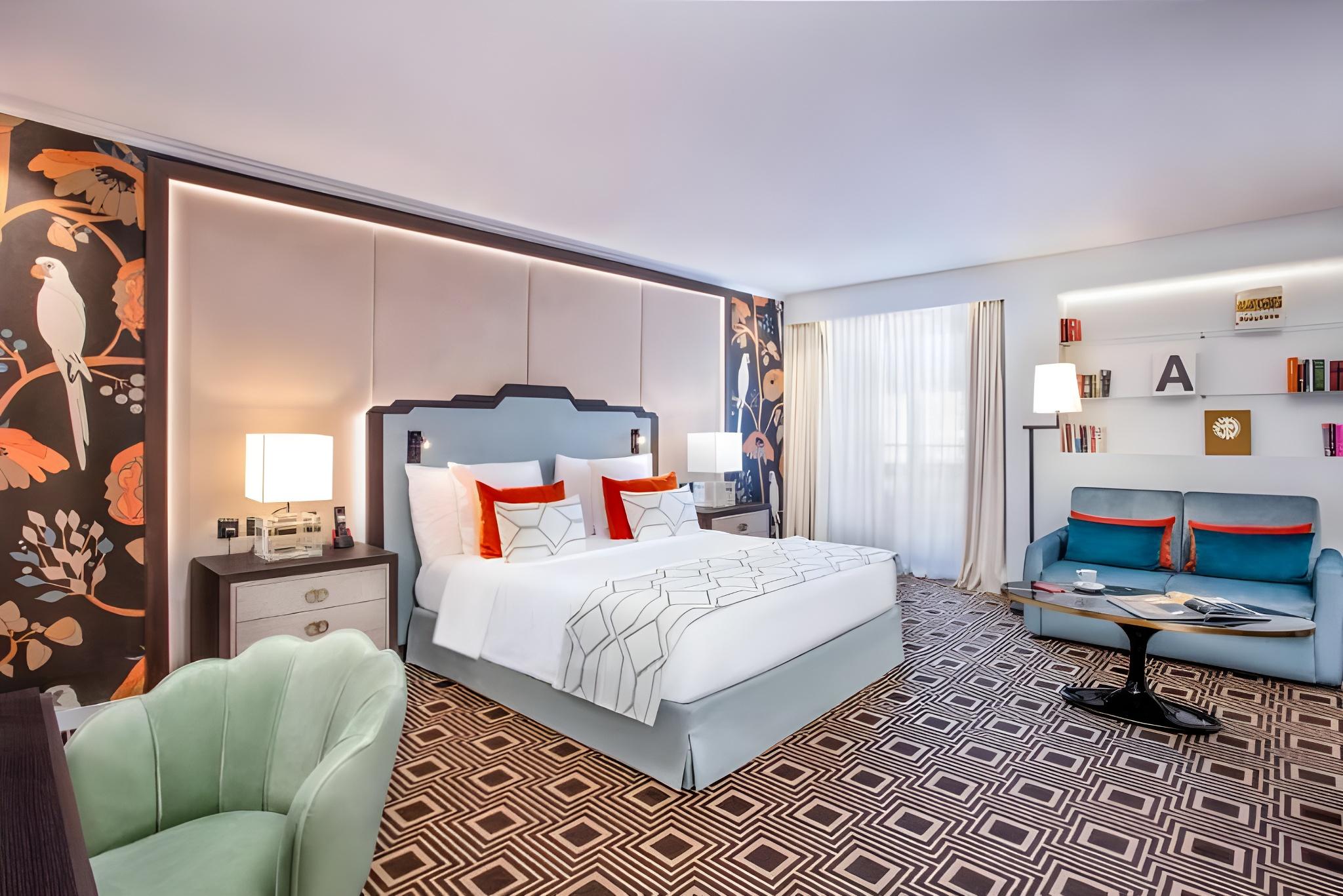Unique, Deluxe, Triple, Single Bed