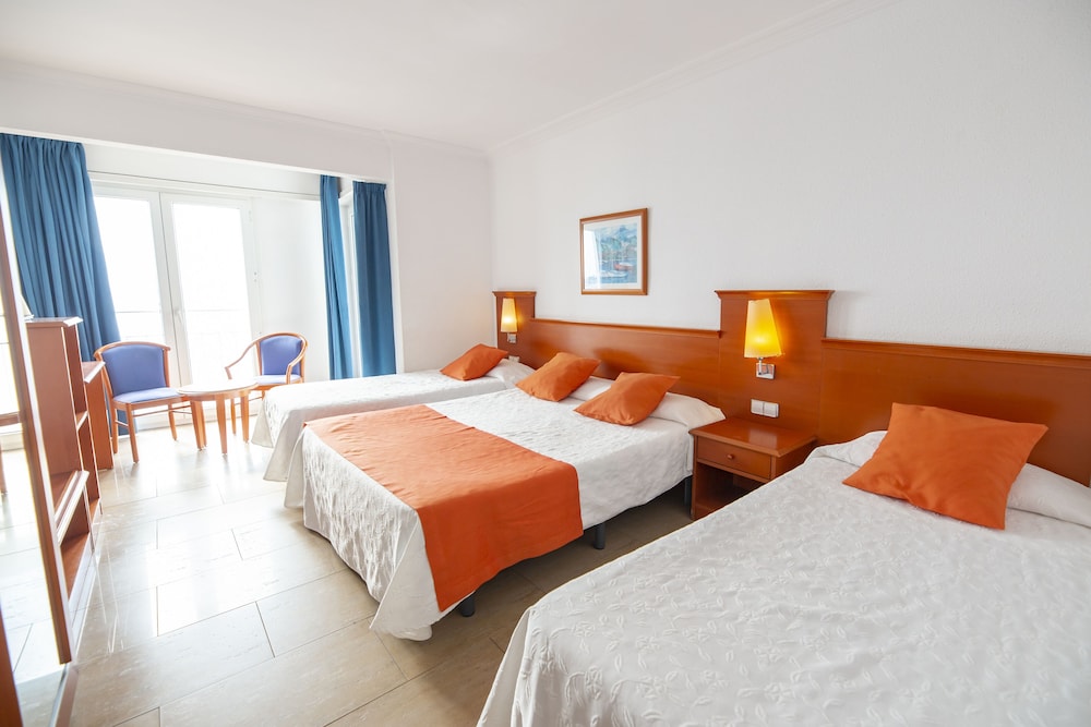 Risech Hotel 34/64