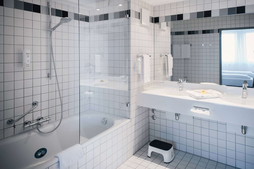 Vienna House Easy by Wyndham Gunzburg 62/62
