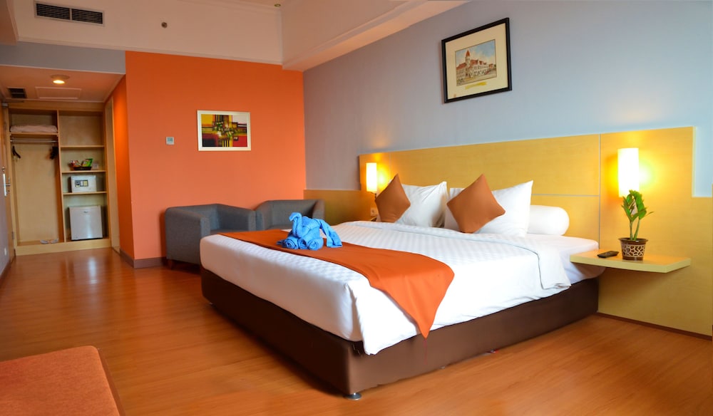 Horison Arcadia Heritage Surabaya 8/21