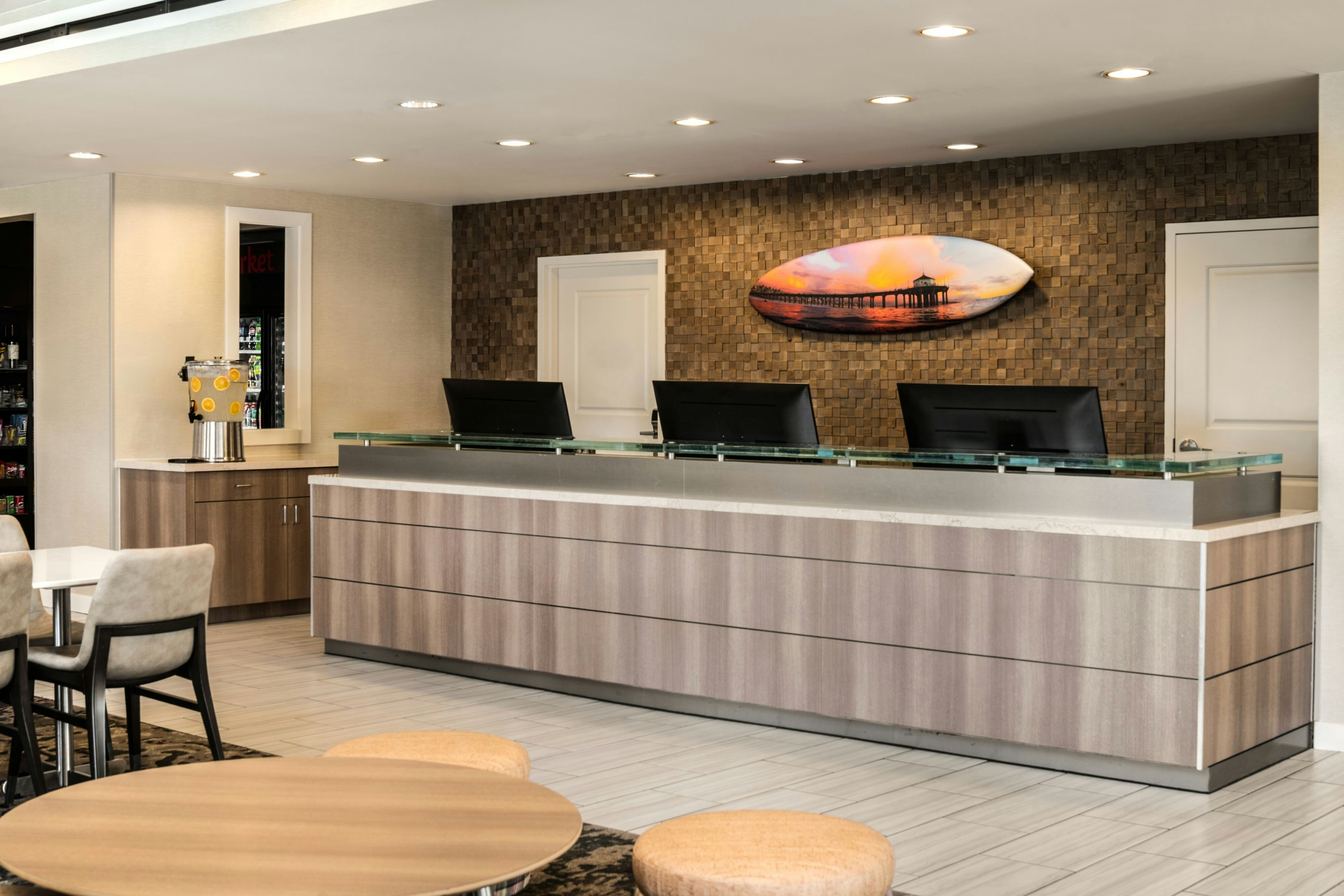 Residence Inn Los Angeles LAX/Manhattan Beach 8/43