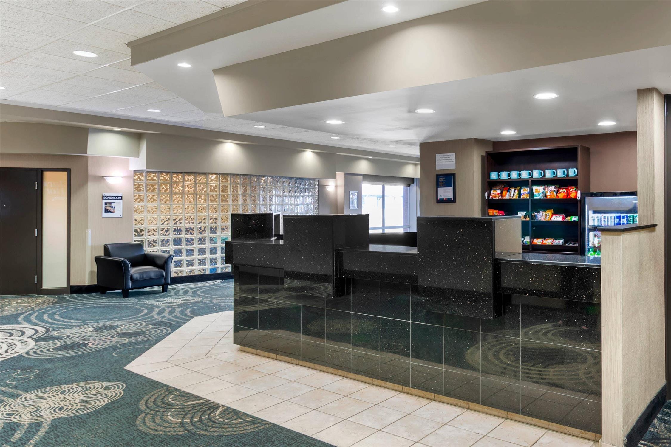 Clarion Hotel & Suites Brandon 6/35