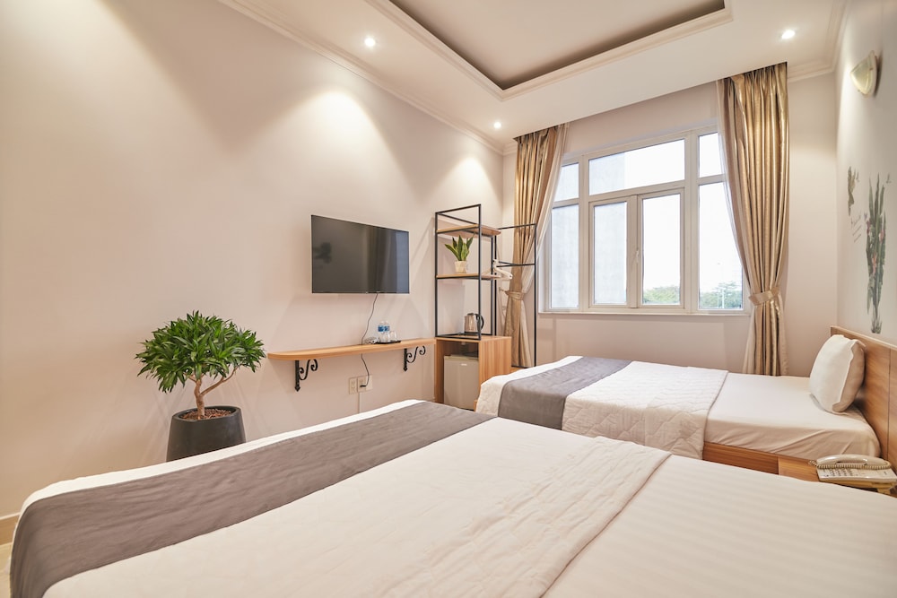 Bin Bin Hotel 2 32/50