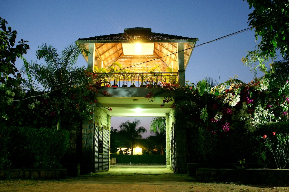 Village Machaan Resort 1/46