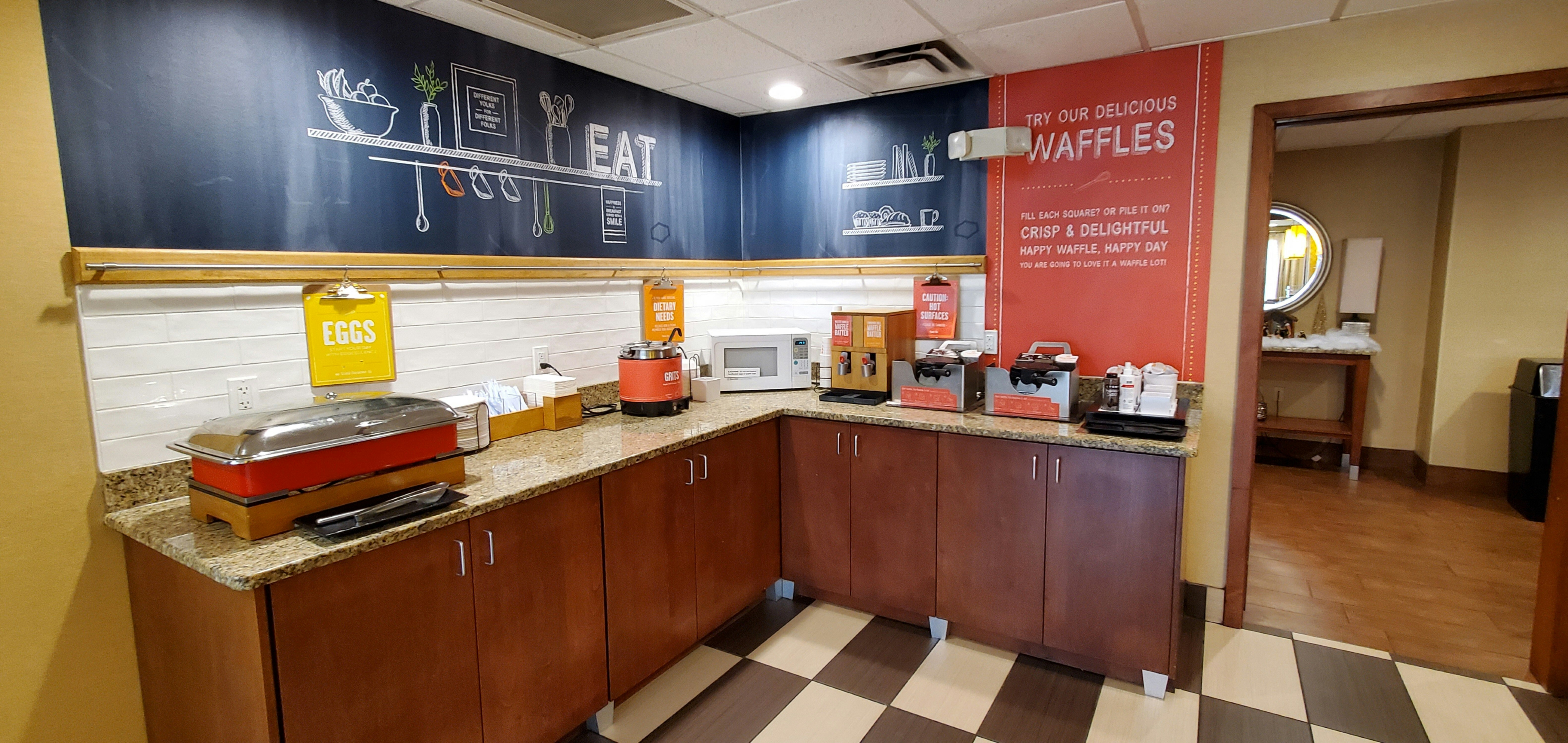 Hampton Inn Hillsville 10/45
