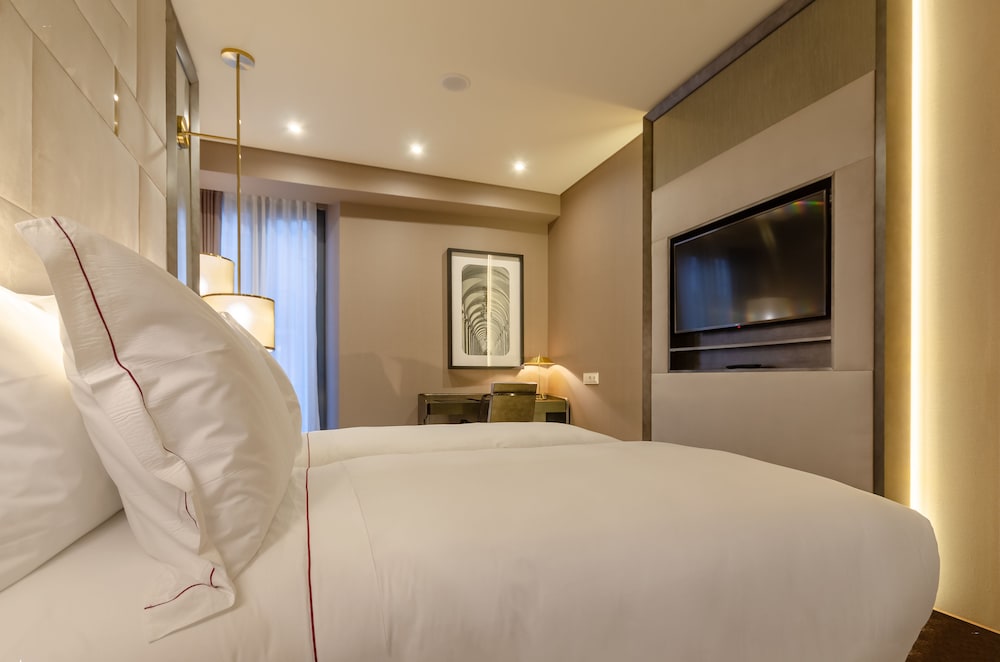 SUPERIOR, TWIN BEDS