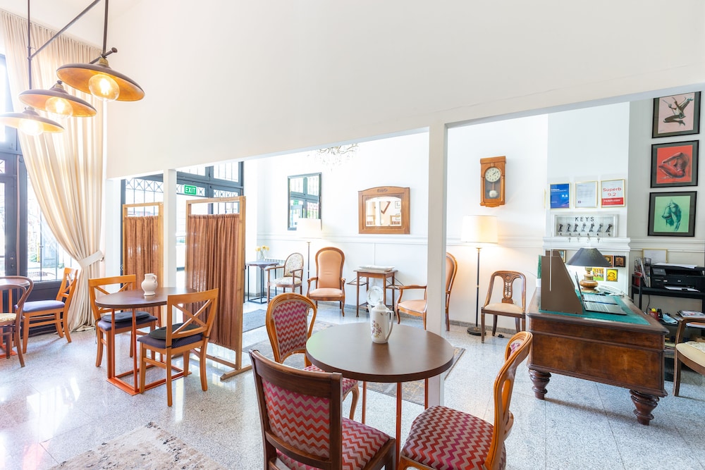 Hotel N16 34/48