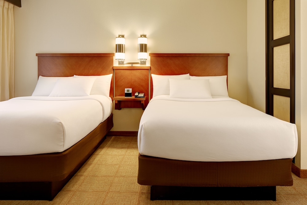 Hyatt Place Coconut Point 18/64