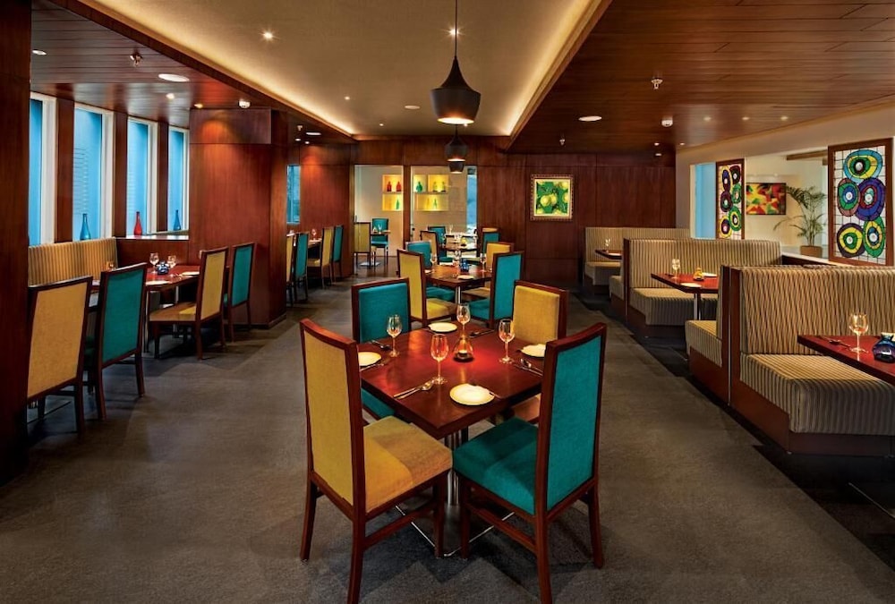 Lemon Tree Hotel Vadodara 33/40