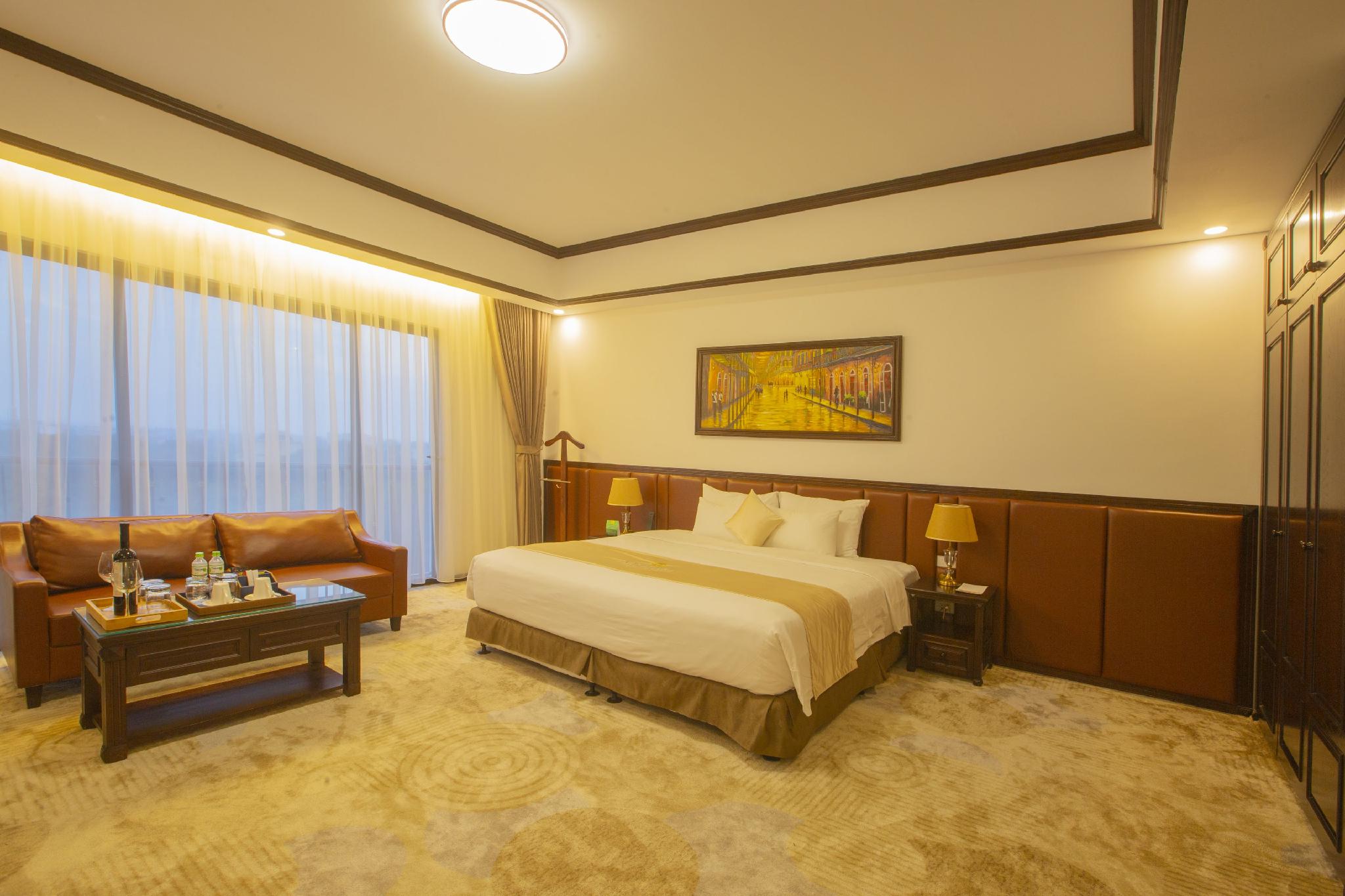 West Lake, King Bed