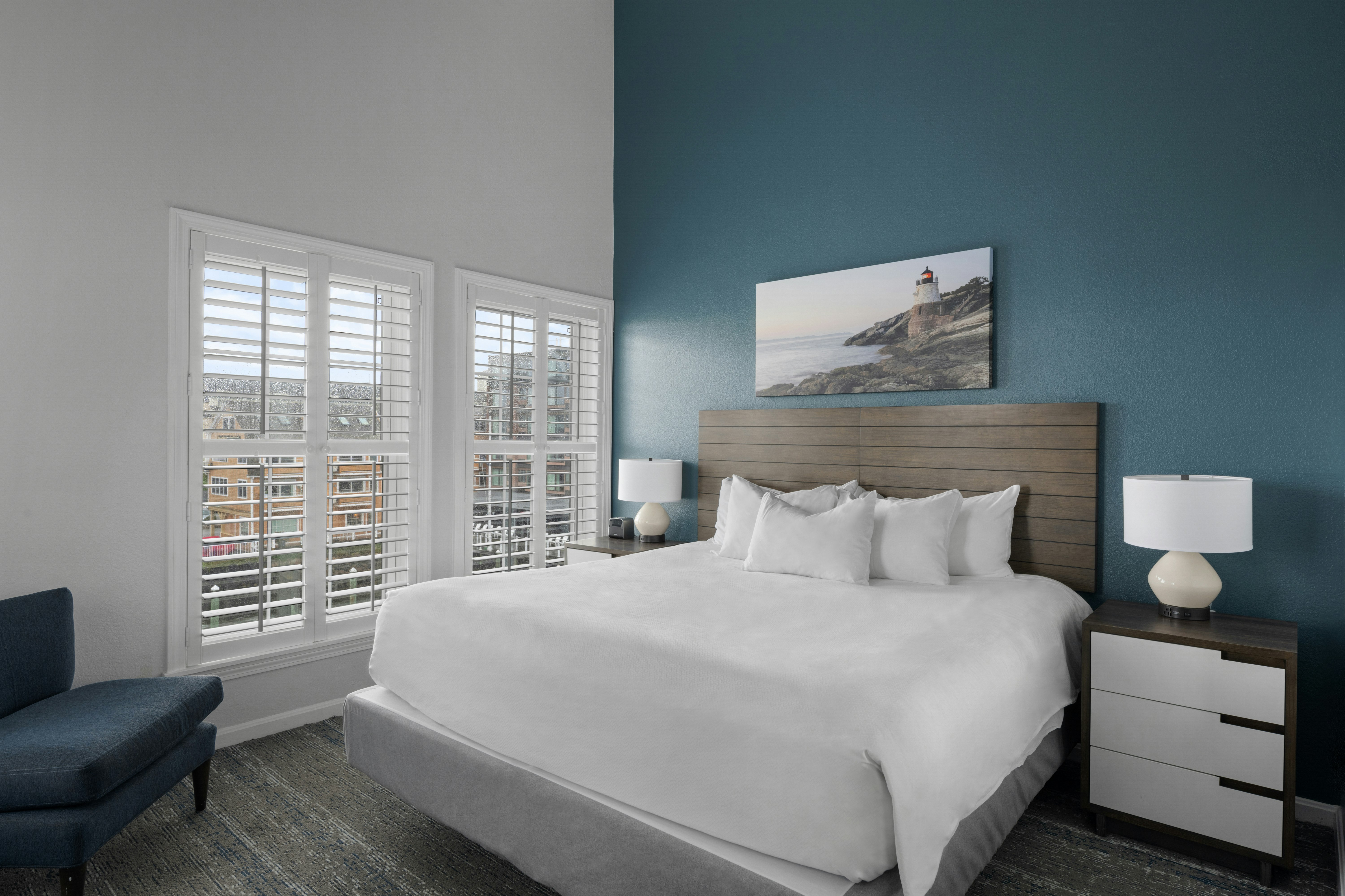 2 BEDROOMS, SUITE