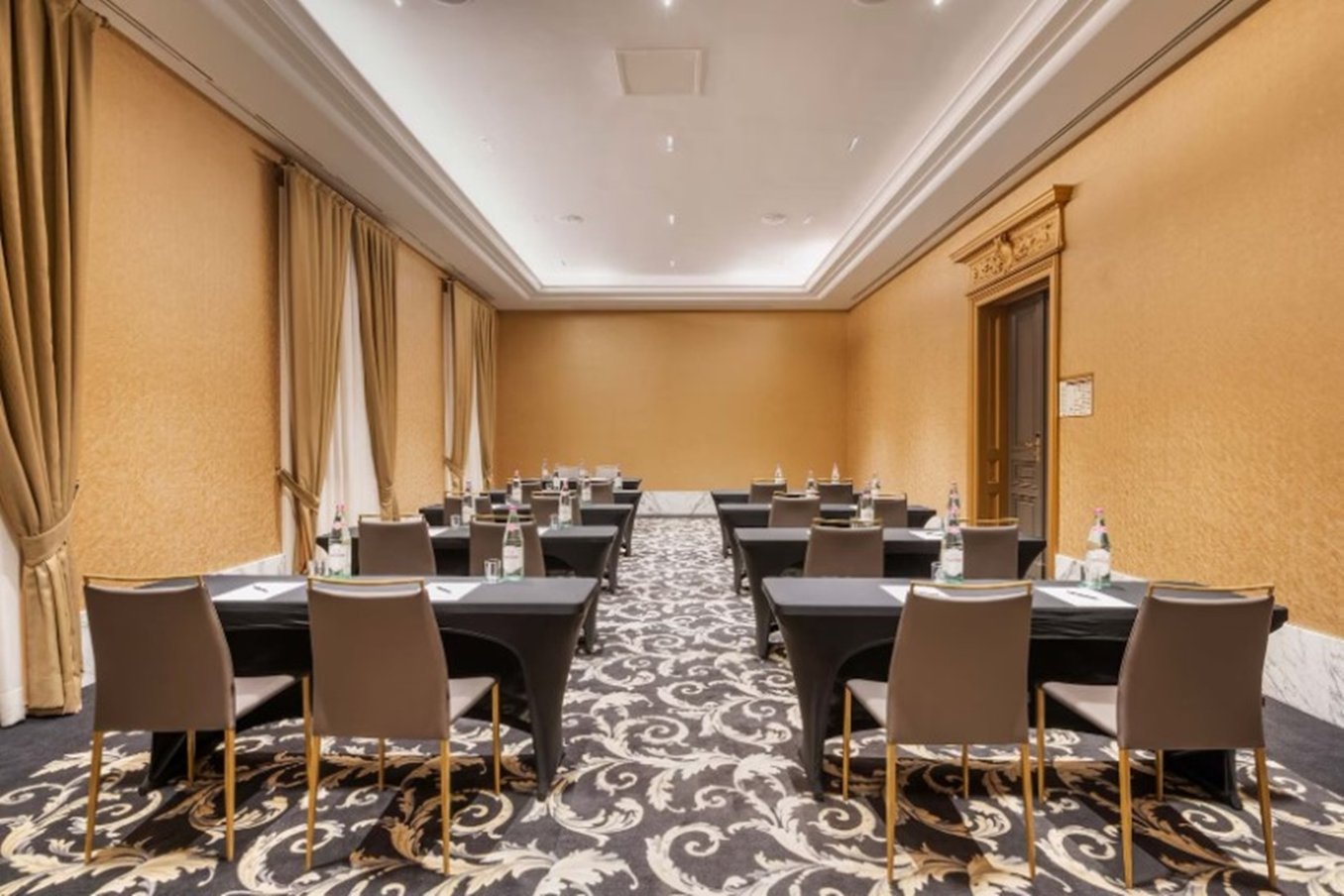 Aurea Ana Palace Hotel 66/78