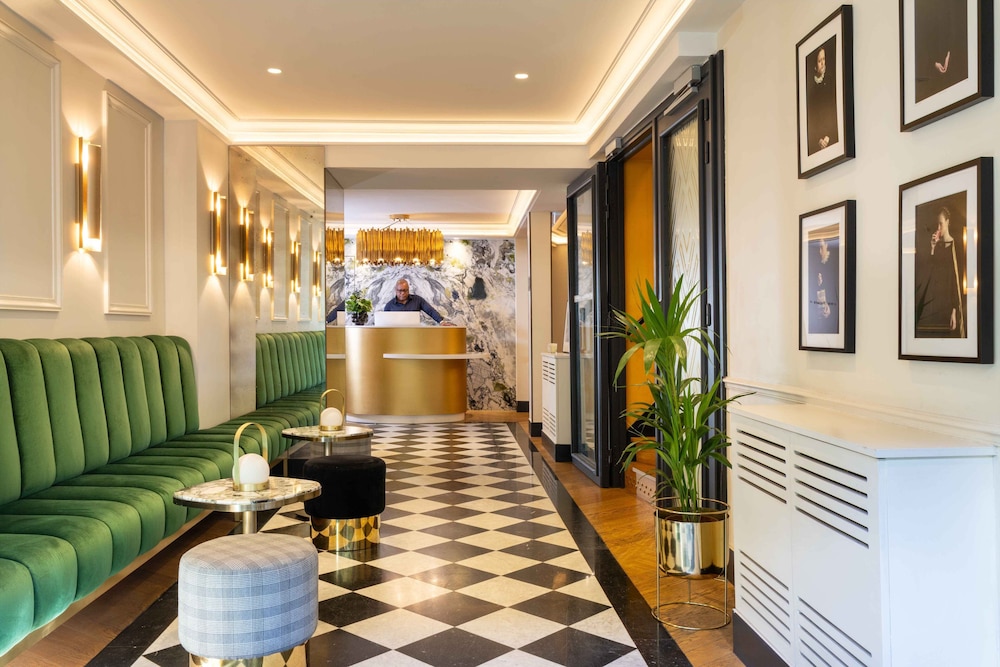 Hotel Lena 47/64