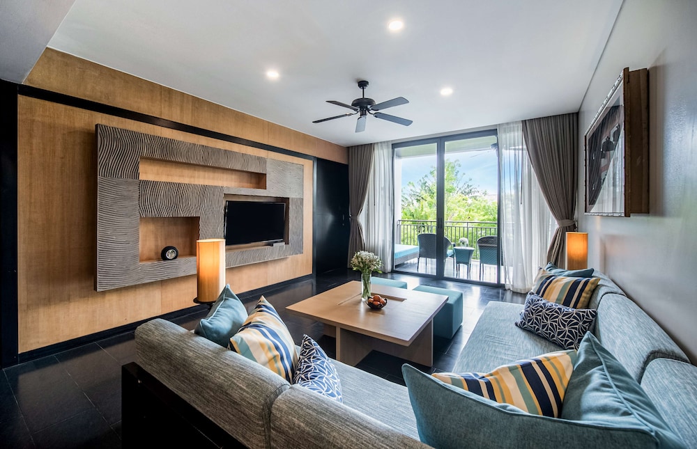 Avani+ Mai Khao Phuket Suites and Villas 23/50