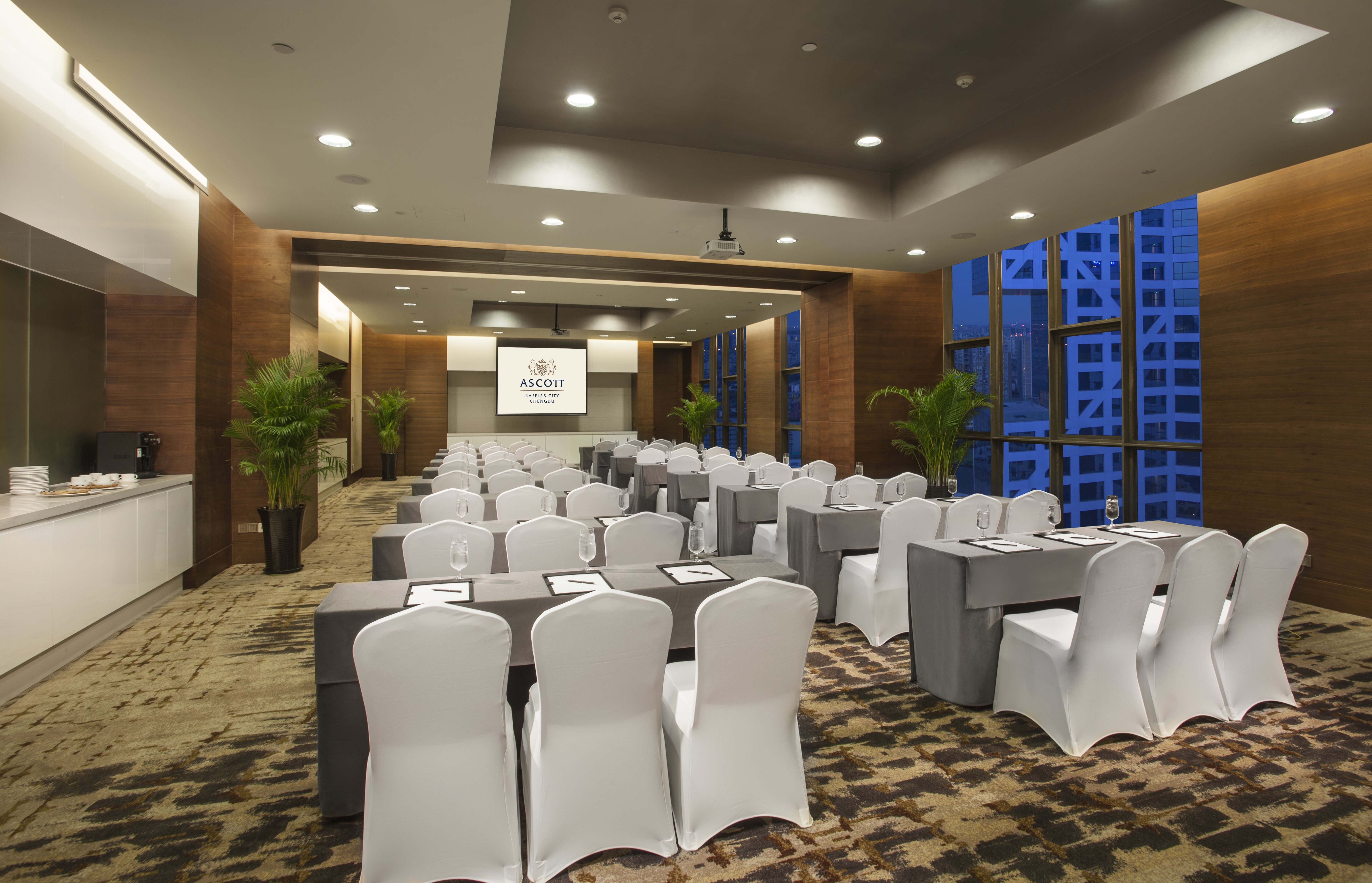 Ascott Raffles City Chengdu 43/44