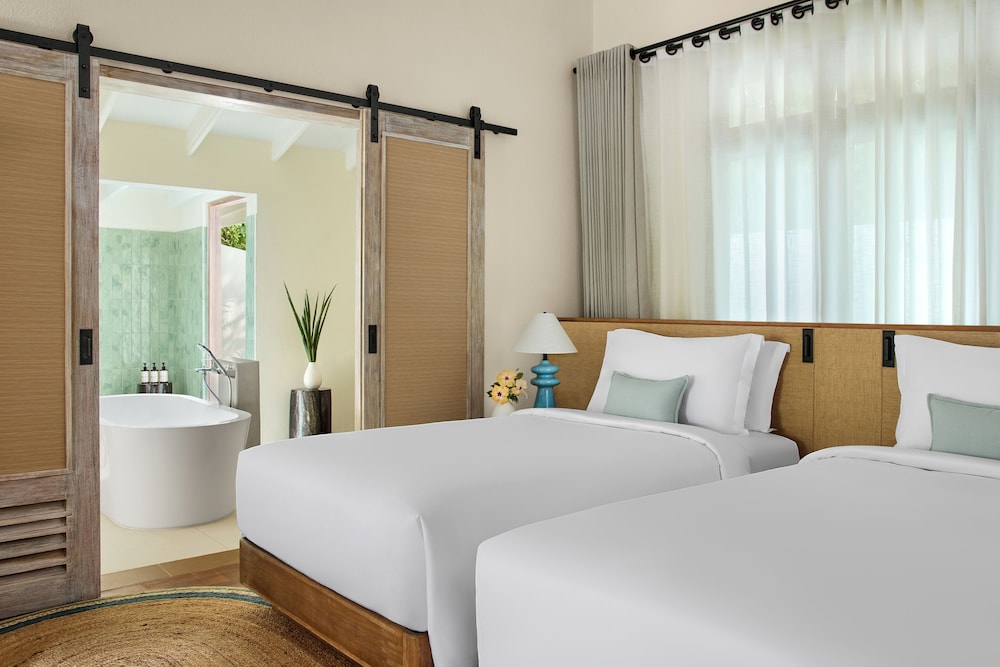 NH Collection Maldives Reethi Resort 20/55