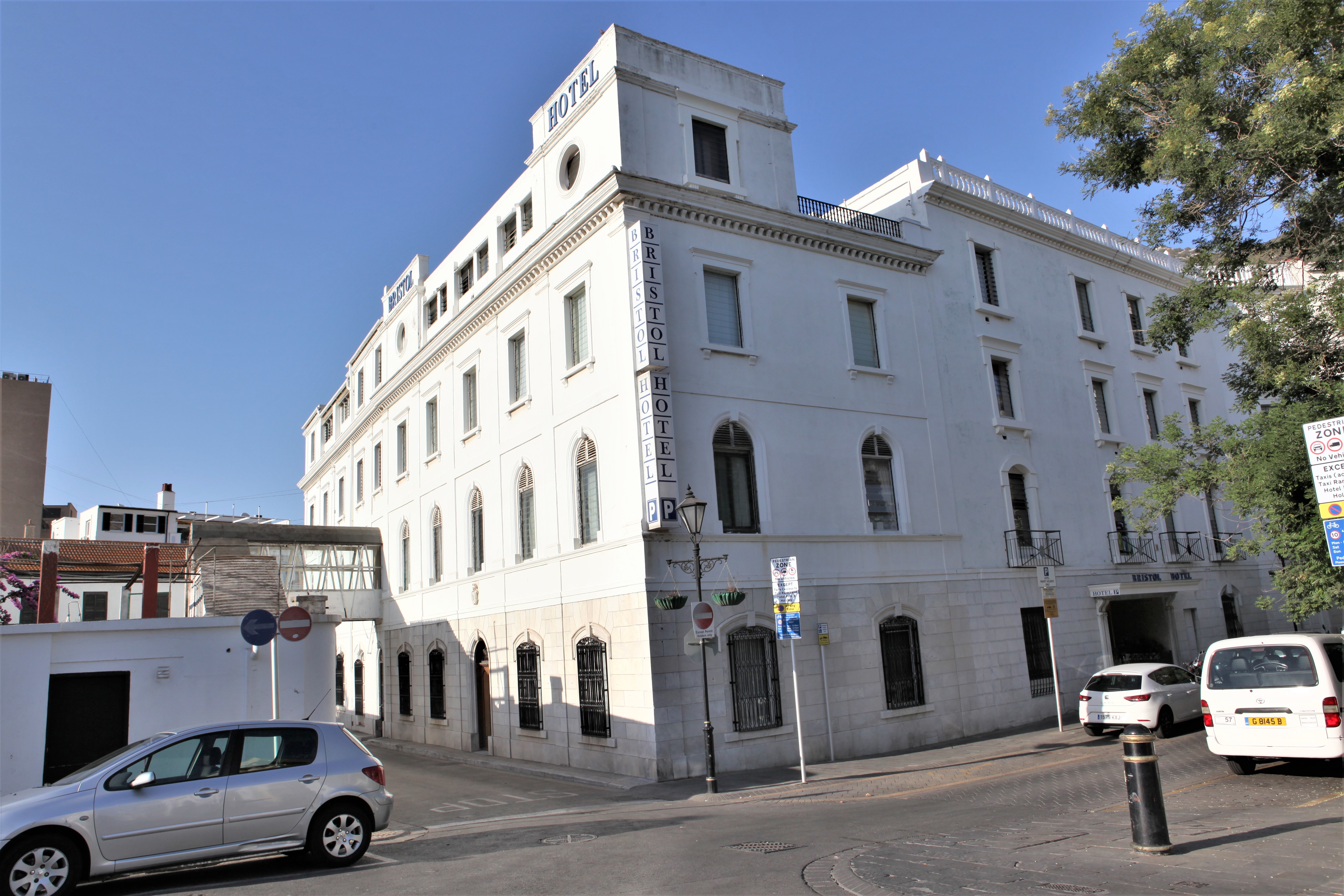 Bristol Hotel 15/18
