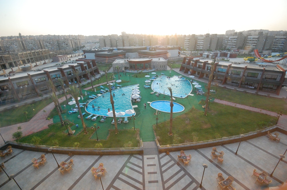 Jewel Sports City Resort And Spa 56/58