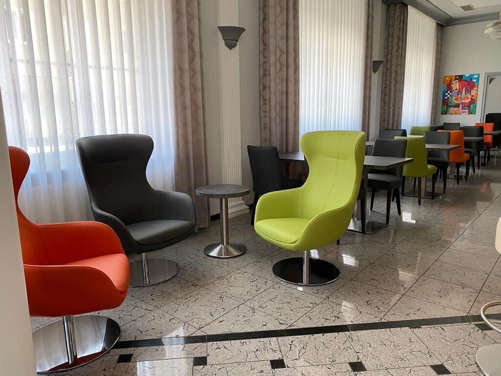 Apartment Hotel Kral 37/49