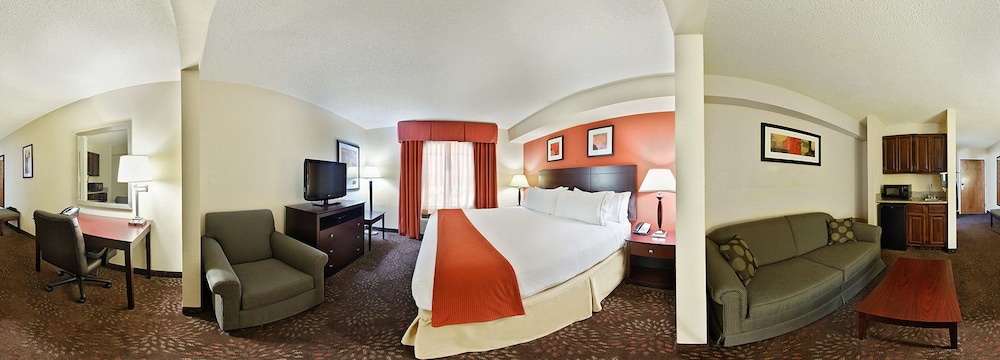 Holiday Inn Express Hotel and Suites Knoxville-North-I-75 Exit 112 38/61