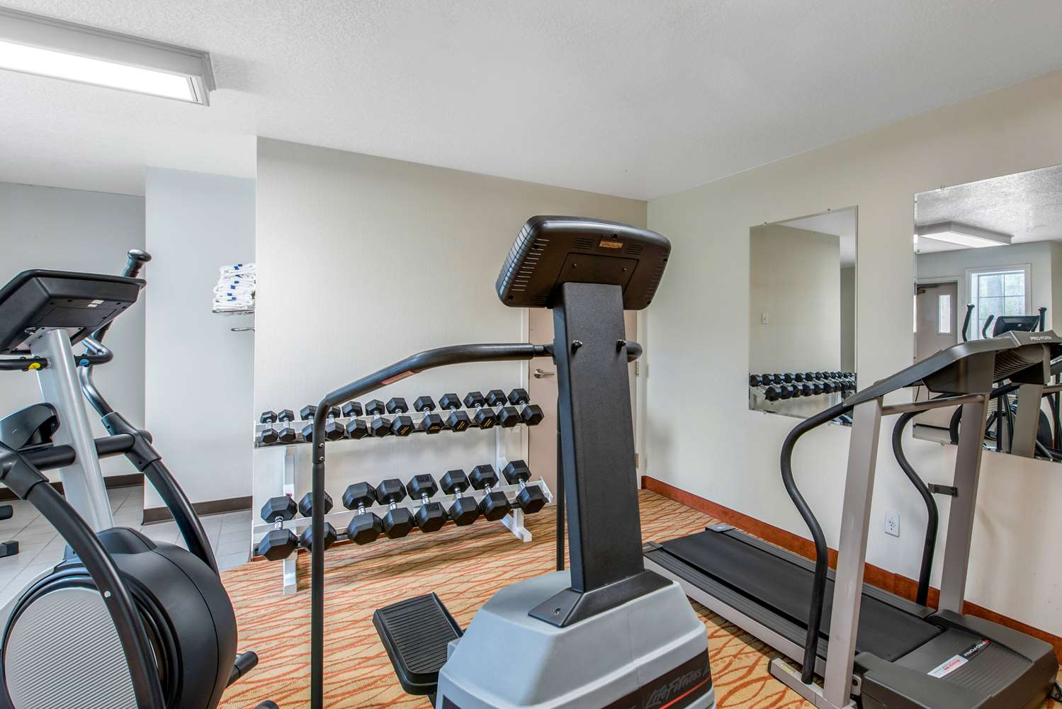 Comfort Inn Mount Shasta Area 5/11