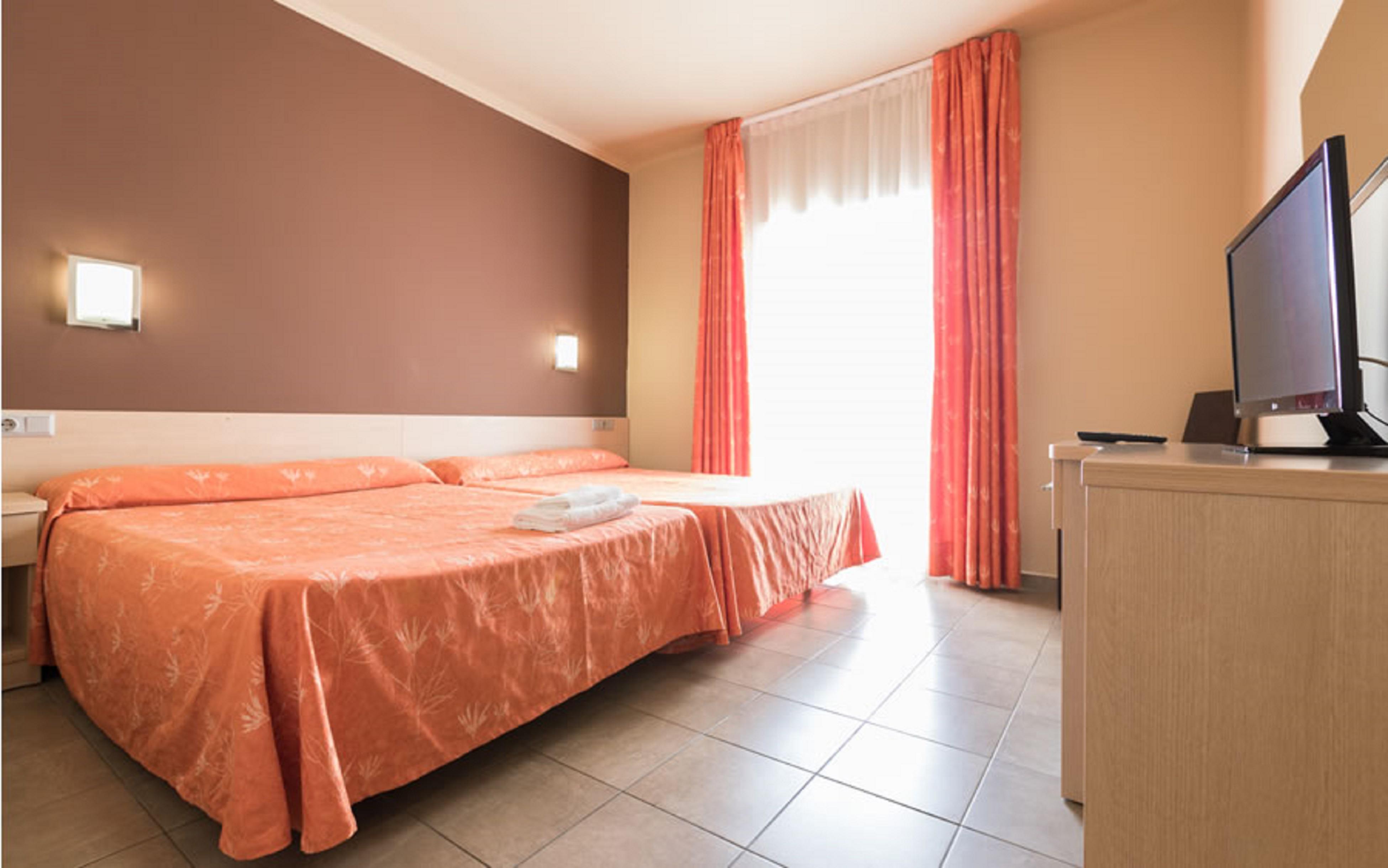 Standard, Double Bed, Balcony or Terrace