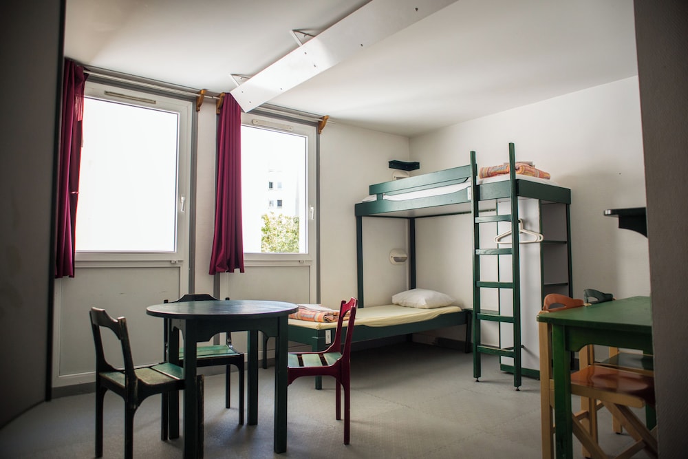 Auberge de Jeunesse Paris - Le d'Artagnan 32/50