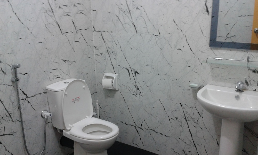 Sea Zone Hotel Nilaveli 43/49