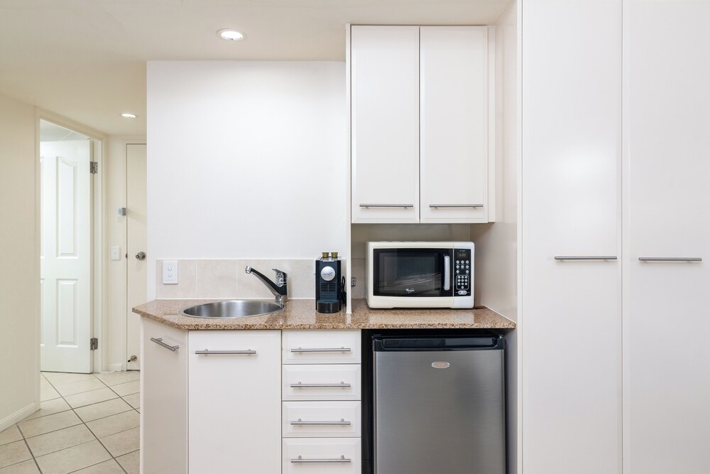 Meridian Port Douglas 56/70