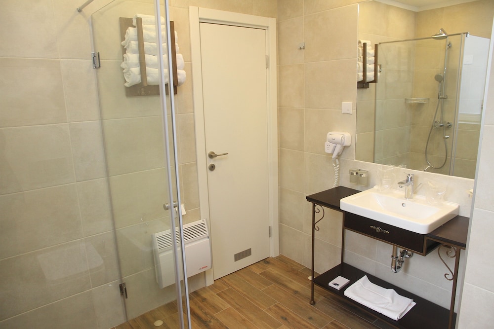 GARNI HOTEL DUM 42/43