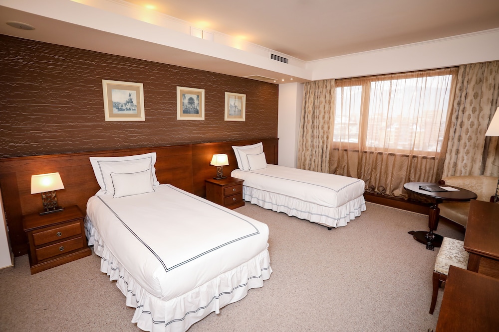 Hotel Vega 34/68