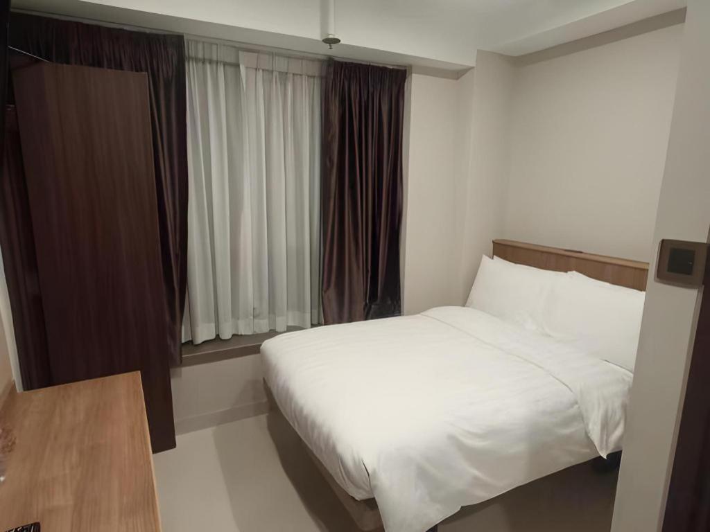 WE Hotel Kowloon 25/44