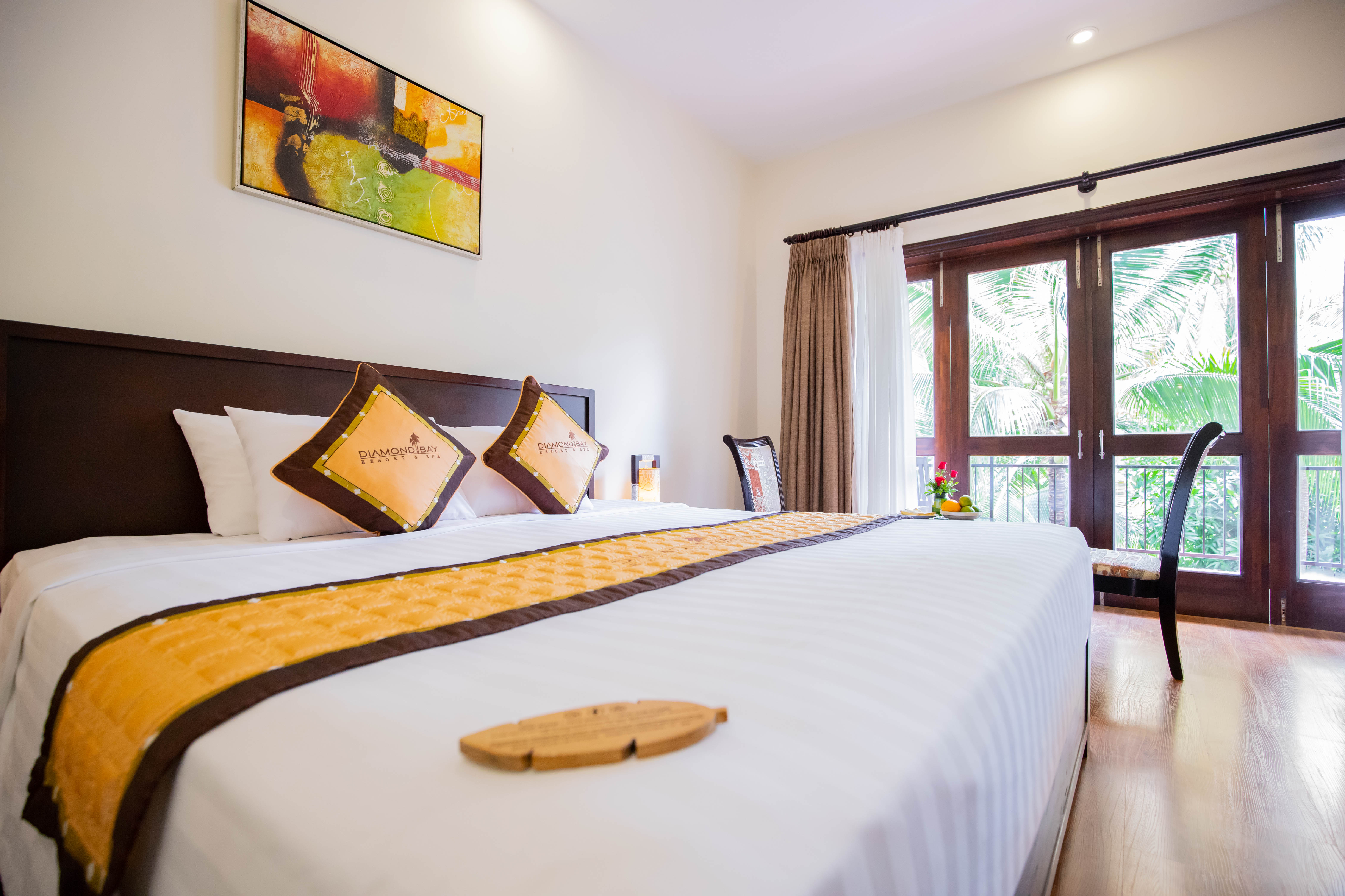 Deluxe, Double or Twin Bed, Garden View
