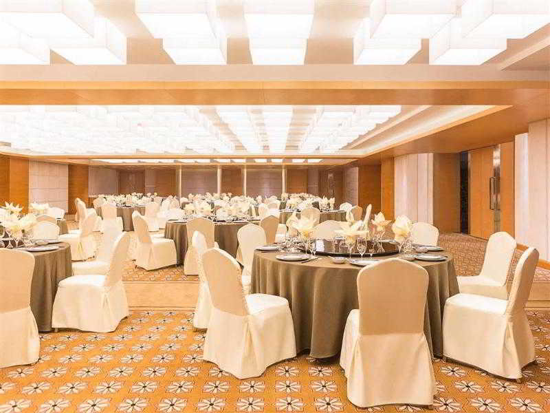Grand Mercure Urumqi Hualing 34/41