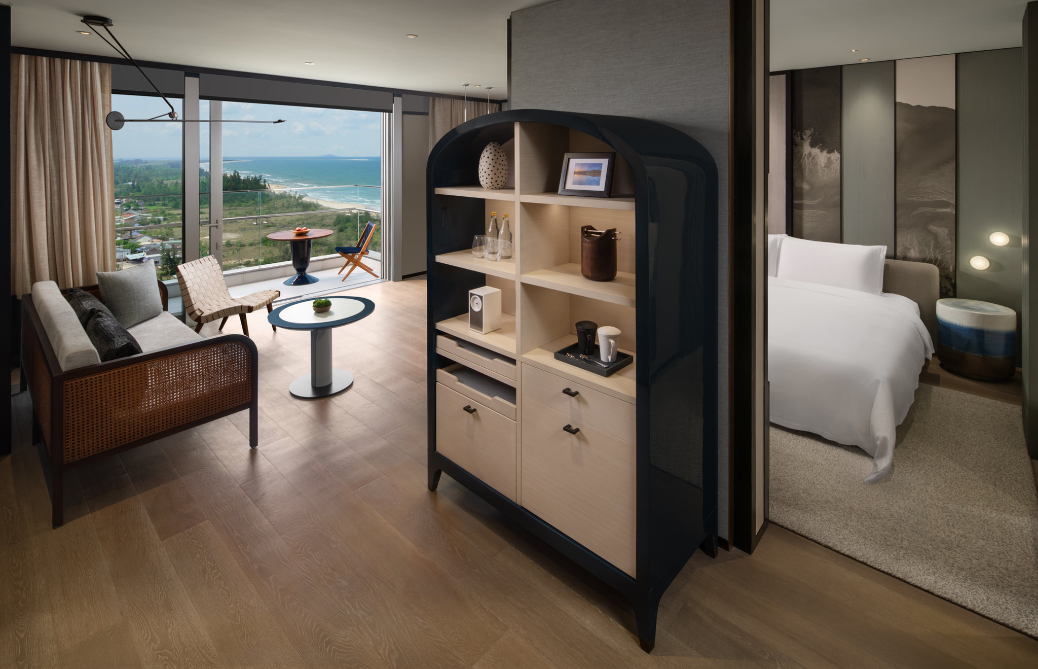 GRAND DELUXE OCEAN VIEW KING