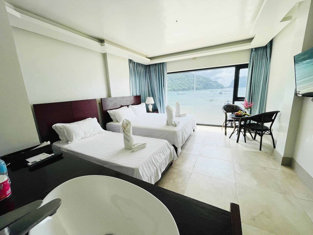 El Nido Beach Hotel 18/50